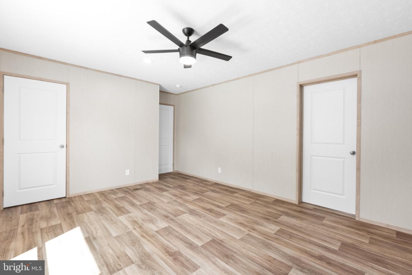 355 Moorefield Road photo 31