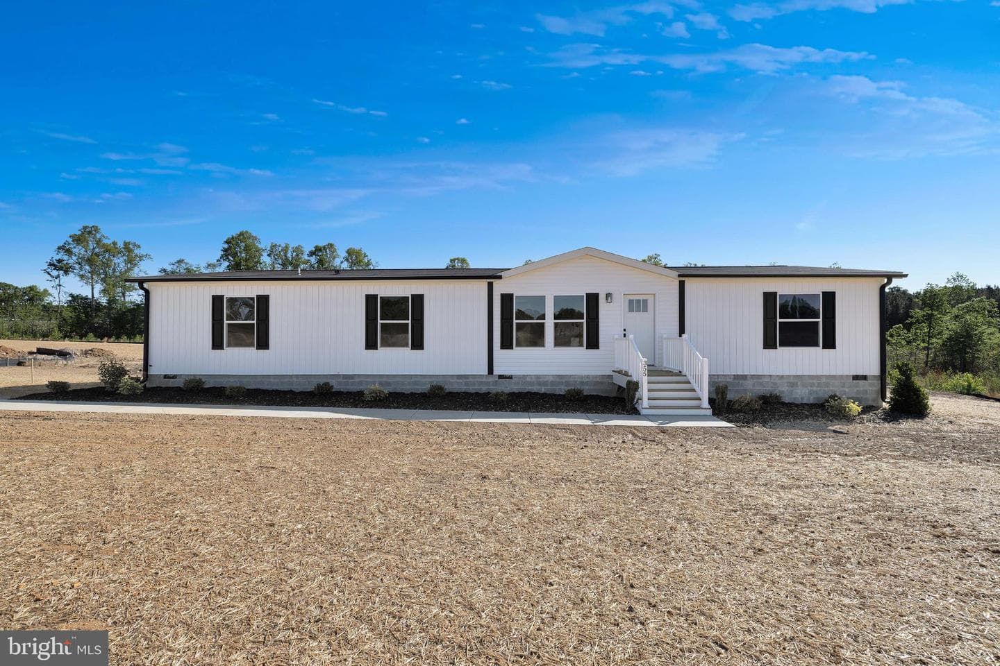 355 Moorefield Road photo 4
