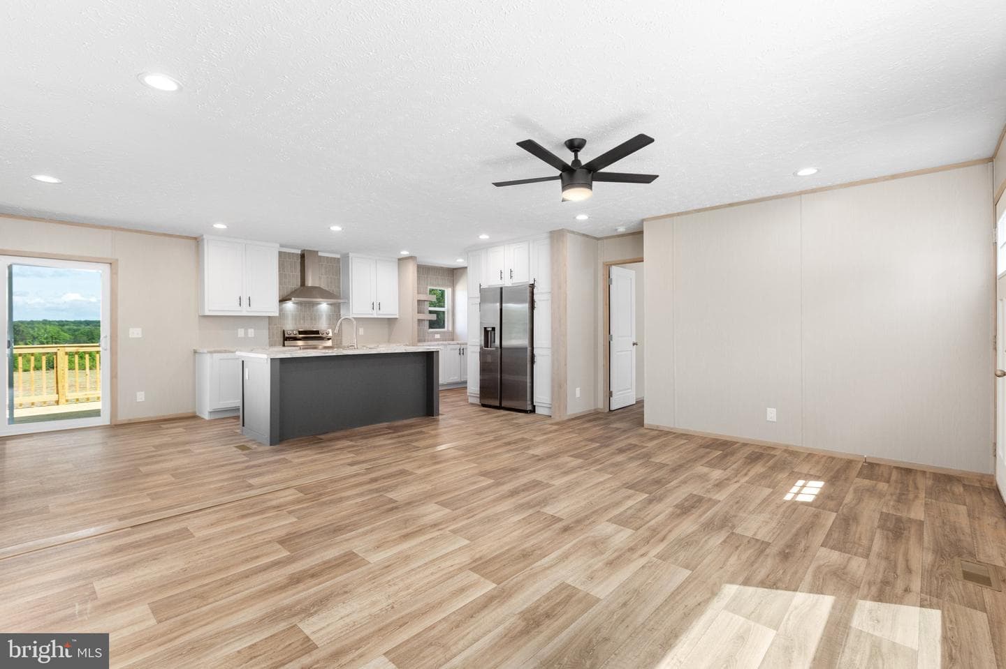 355 Moorefield Road photo 8