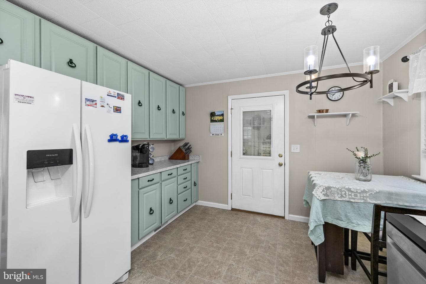 108 Melton Manor Dr photo 11
