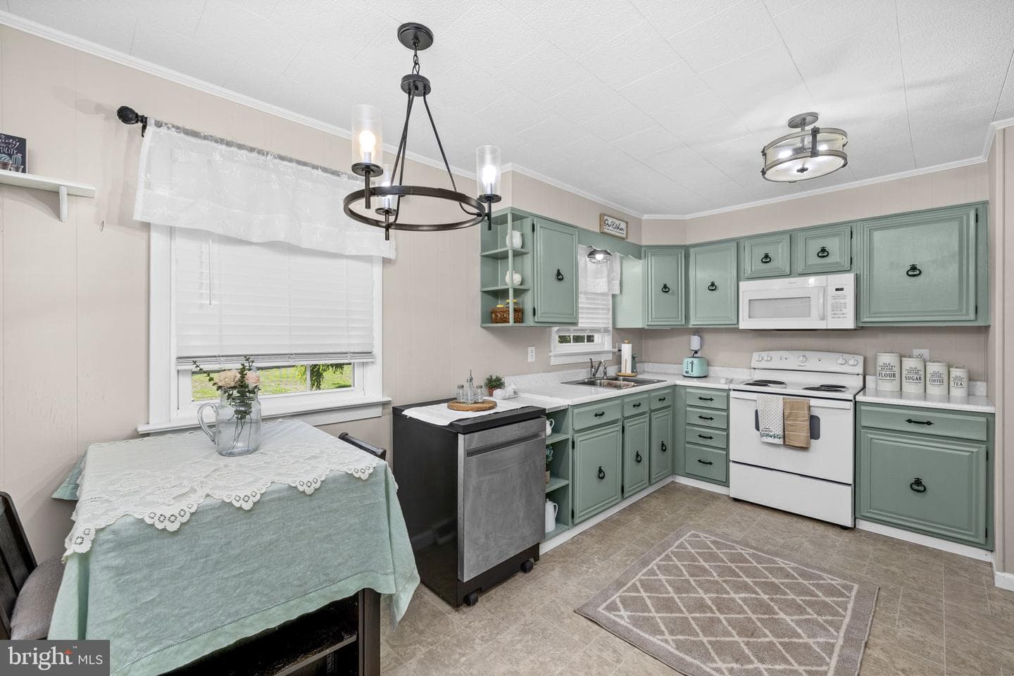 108 Melton Manor Dr photo 13