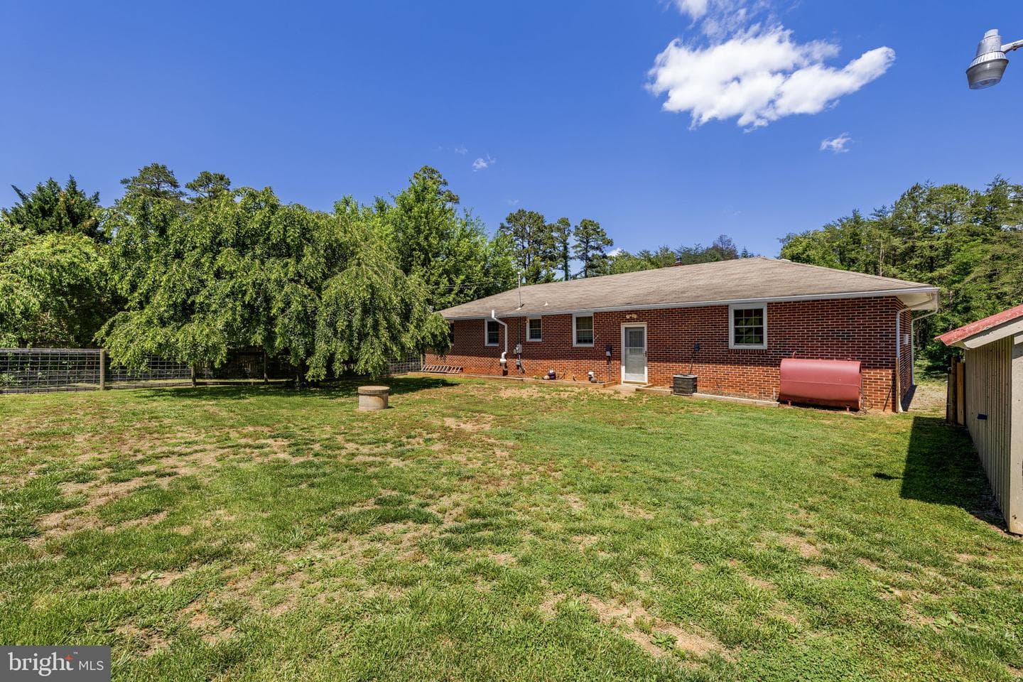 108 Melton Manor Dr photo 31