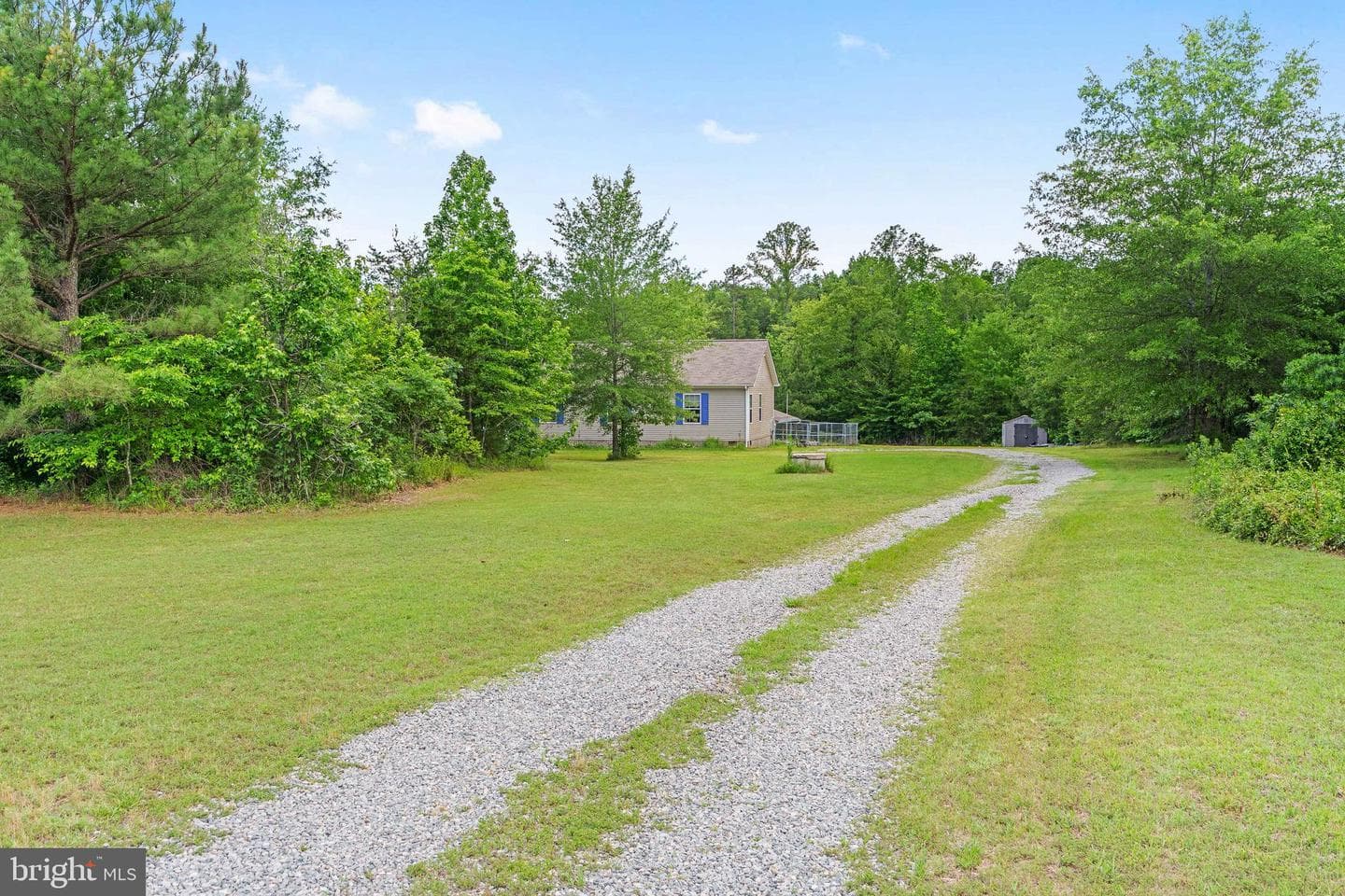 212 Briar Circle photo 4