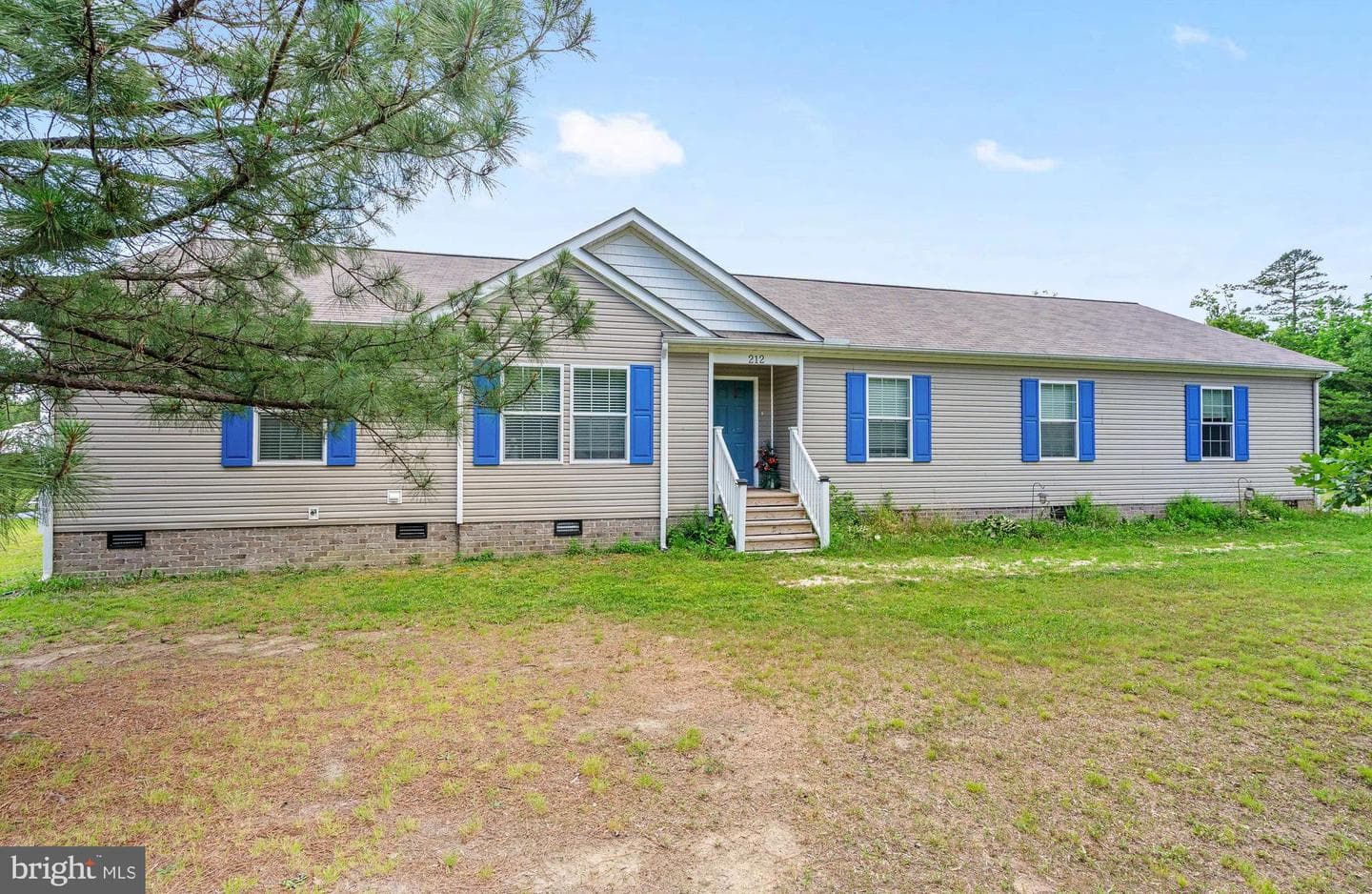 212 Briar Circle photo 6