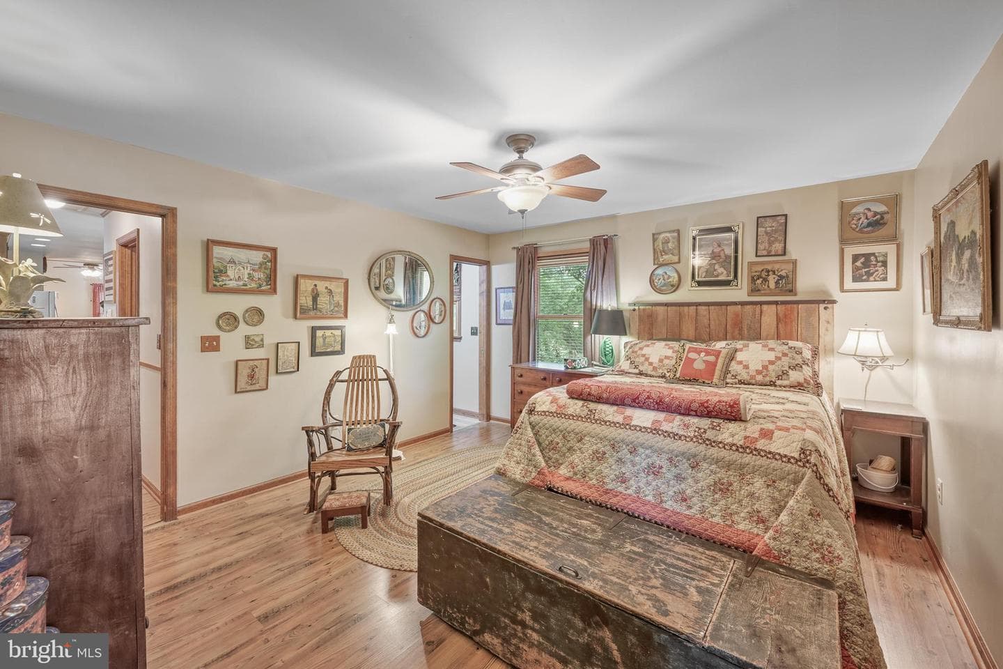 110 Patrick Henry Dr photo 44