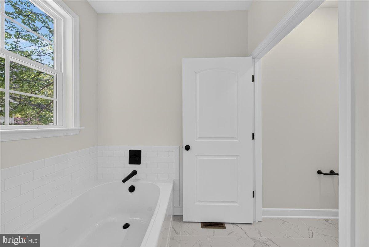 126 Hickory Lane photo 34