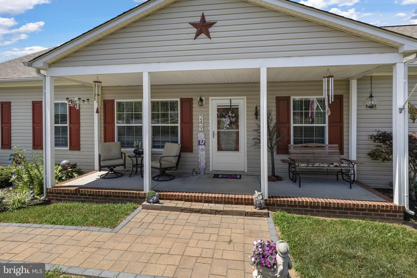 249 Derby Lane photo 18