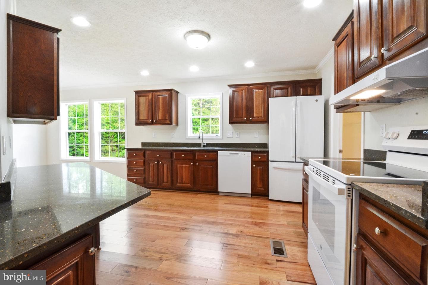 31 Cosner Road photo 12