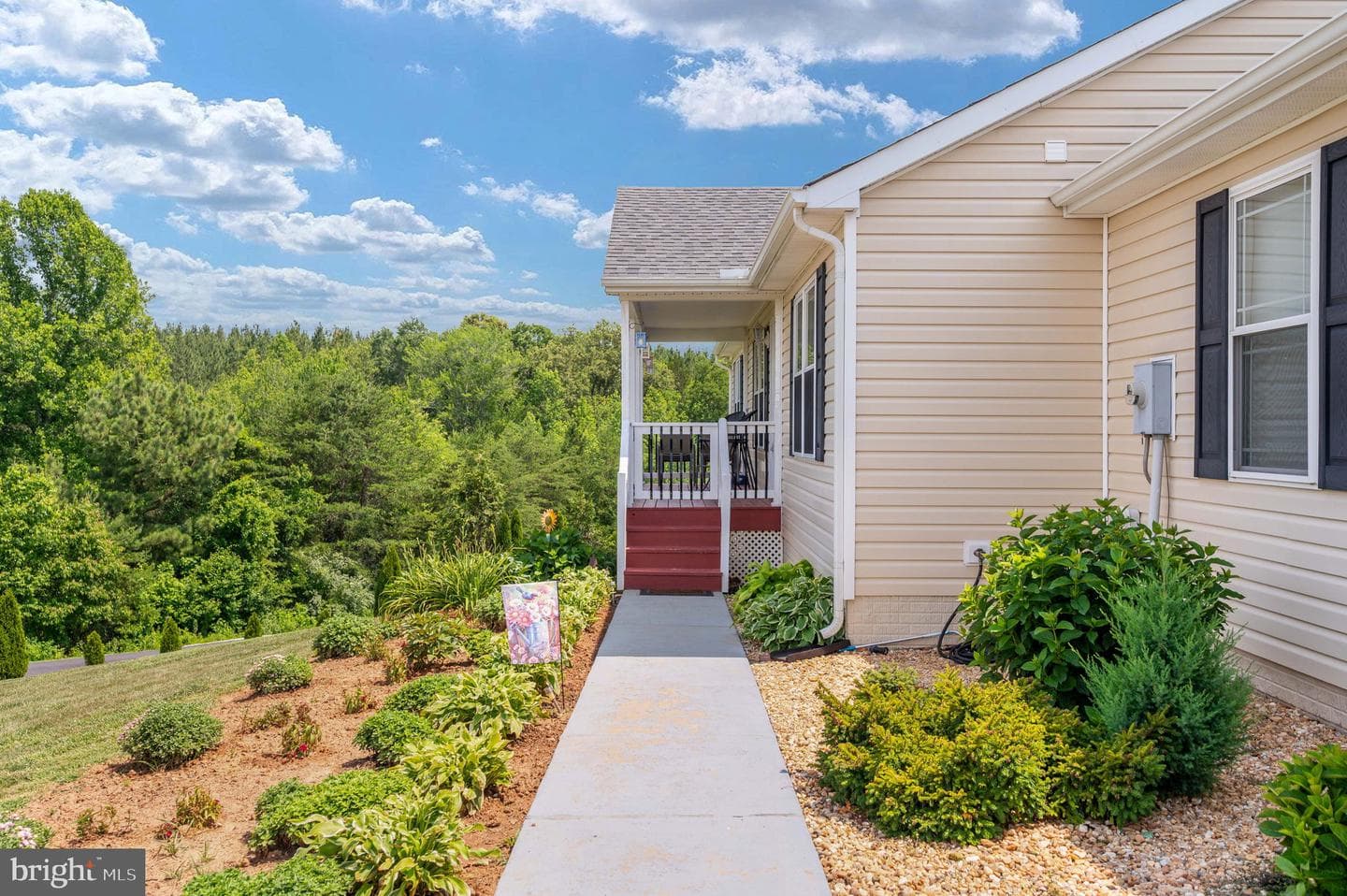 160 Lancaster Court photo 17