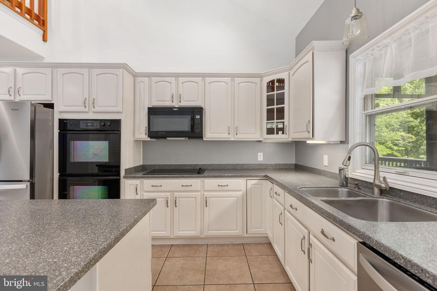 197 Oakleigh Lane photo 26