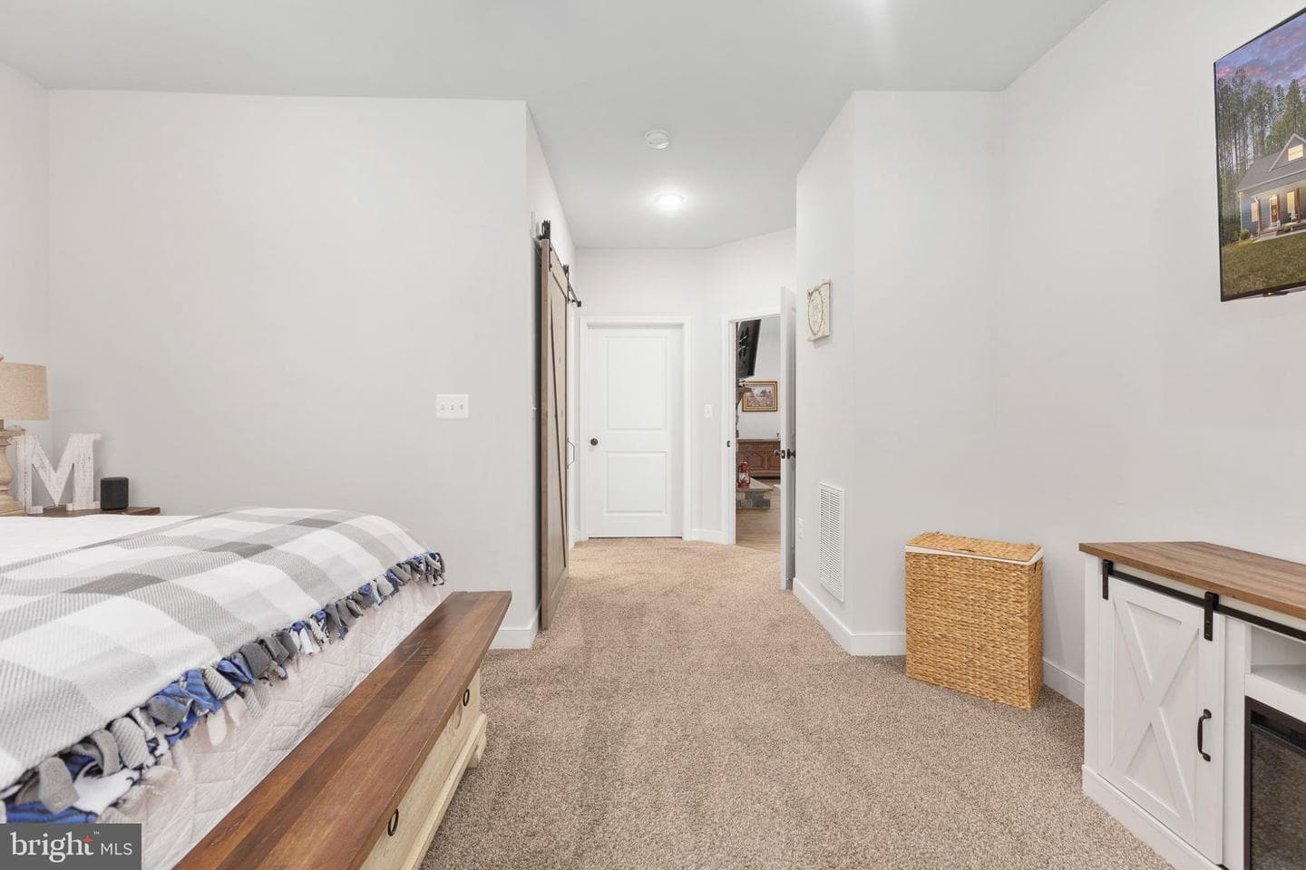 1098 Lake Forest Drive photo 33