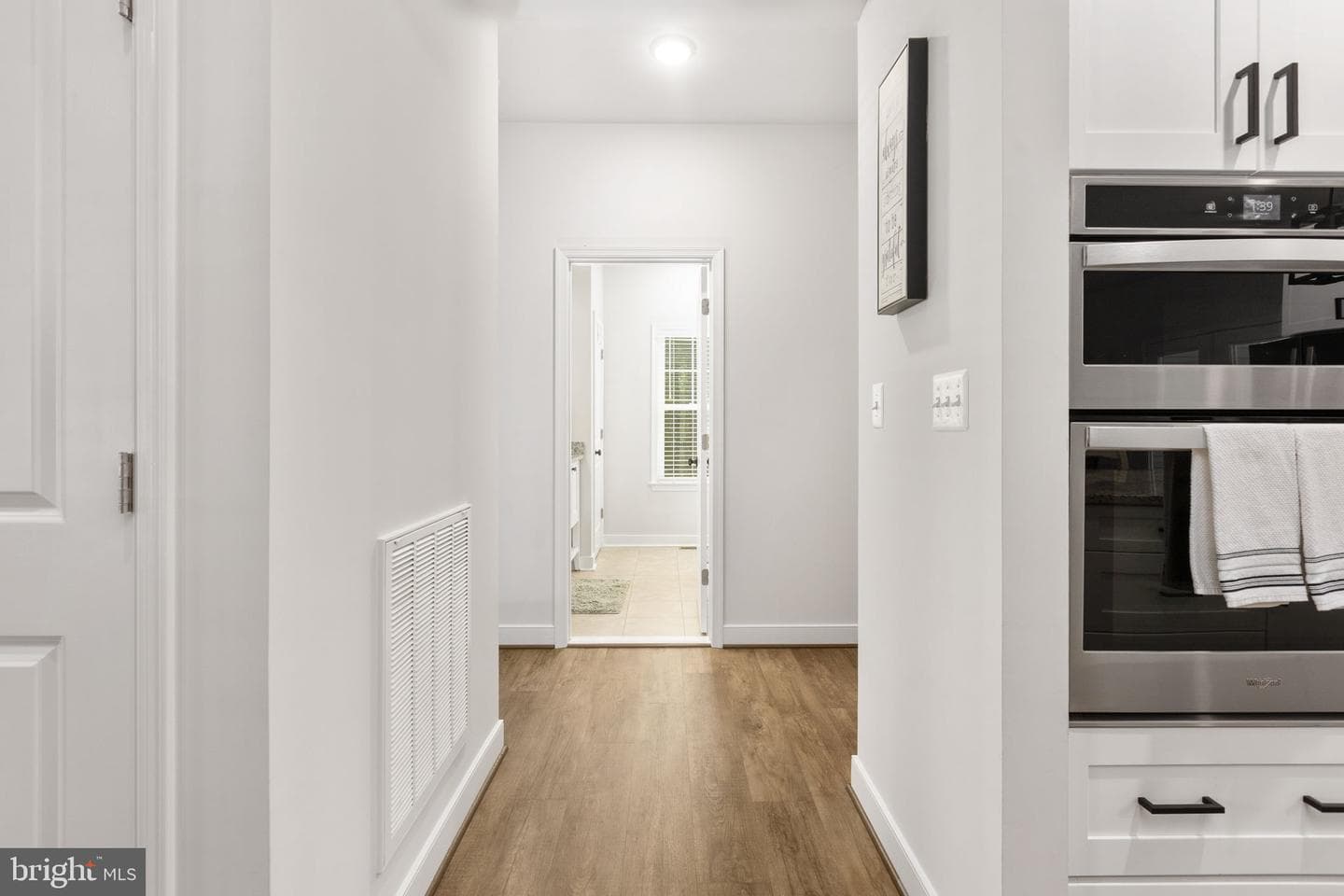 1098 Lake Forest Drive photo 37