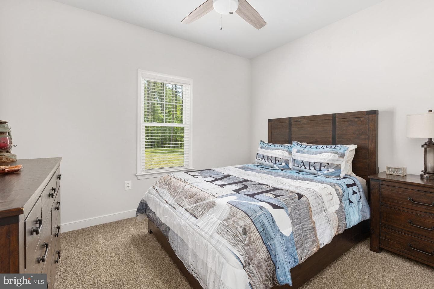 1098 Lake Forest Drive photo 38