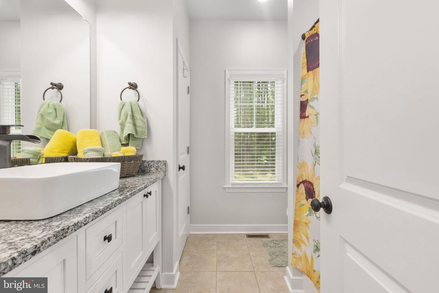 1098 Lake Forest Drive photo 39