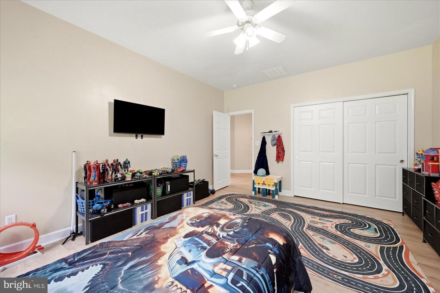 520 Oak Grove Drive photo 46