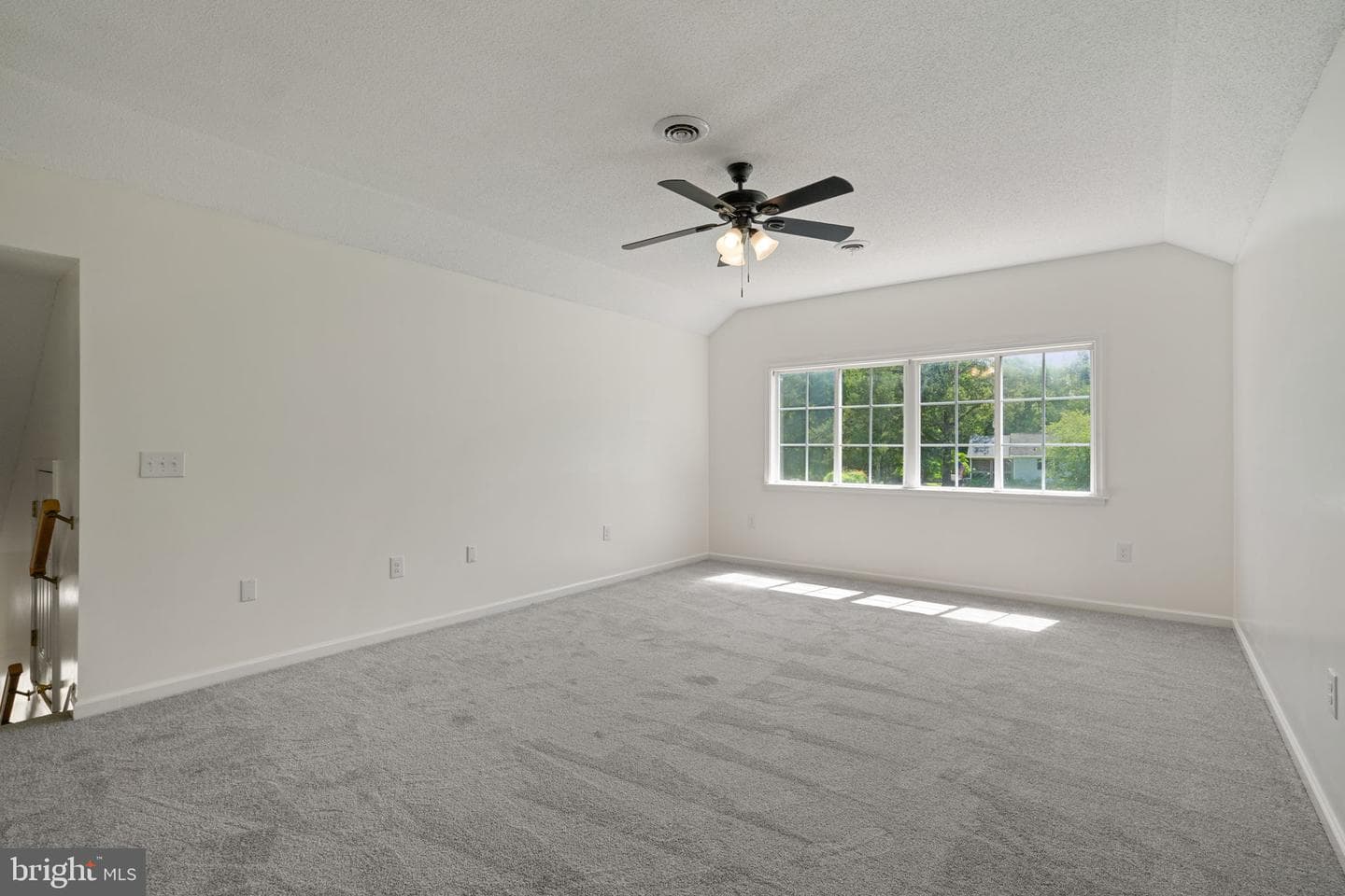 297 N Bluewater Boulevard photo 38