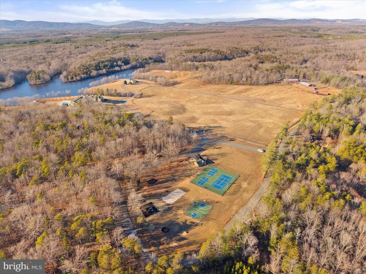 367 Pinehurst Drive photo 65