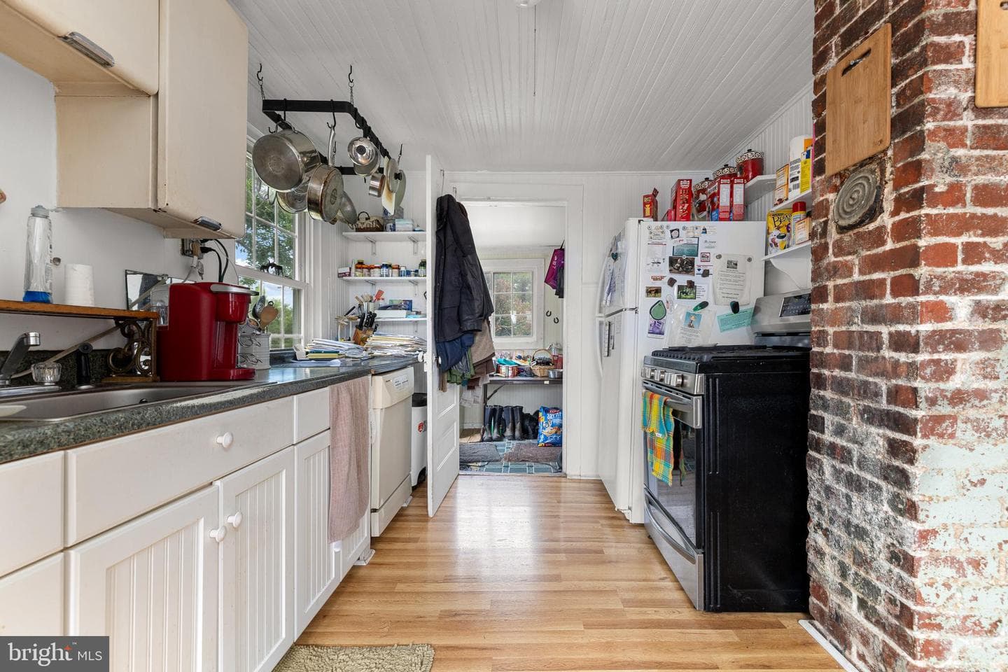775 Spring Road photo 18