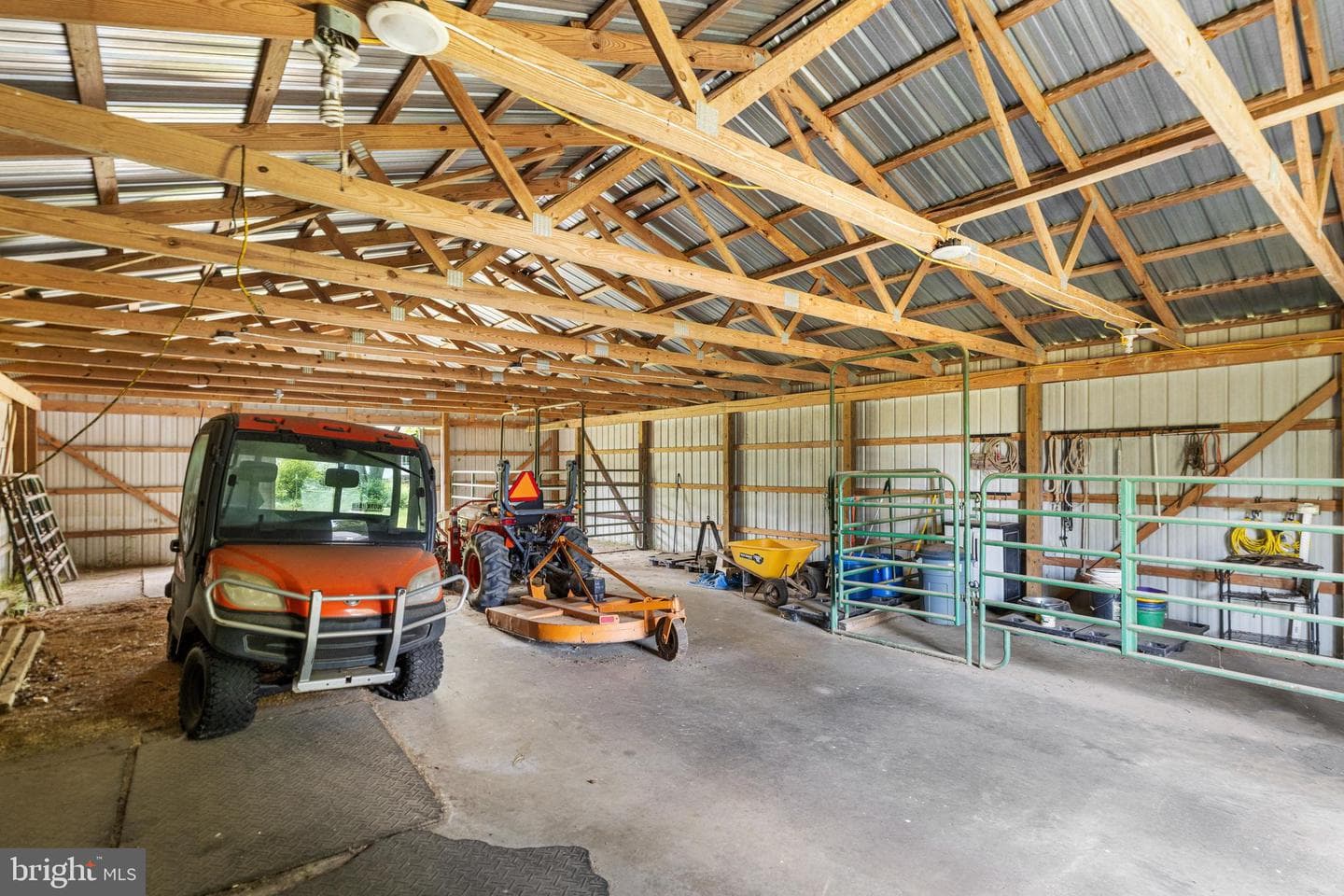775 Spring Road photo 25