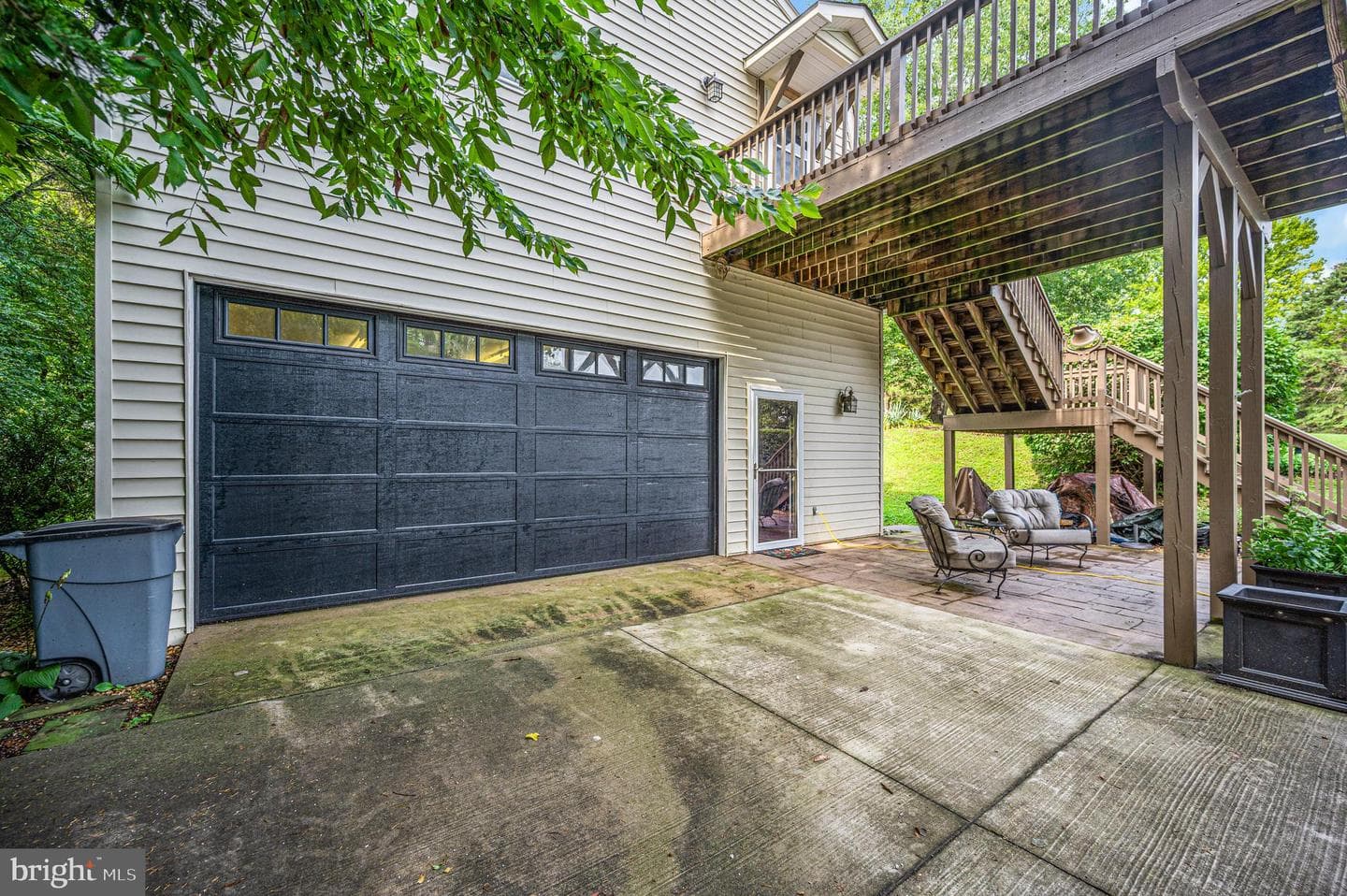 446 Bailey Drive photo 2