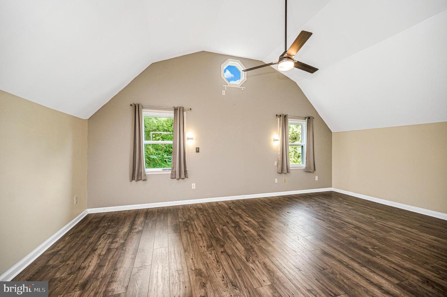 446 Bailey Drive photo 27