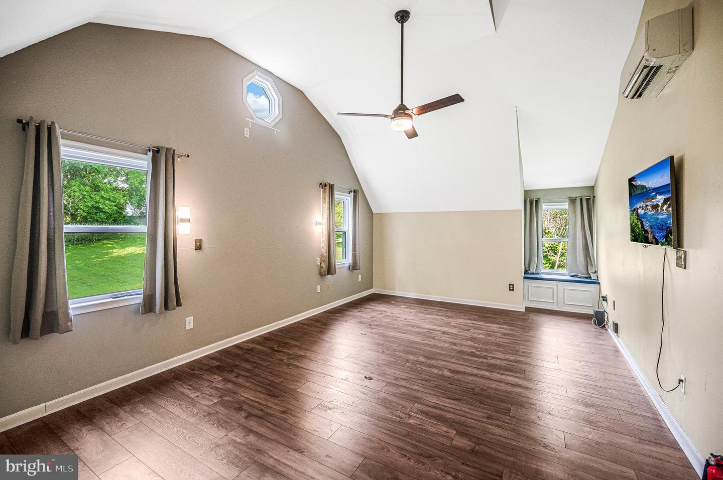 446 Bailey Drive photo 28