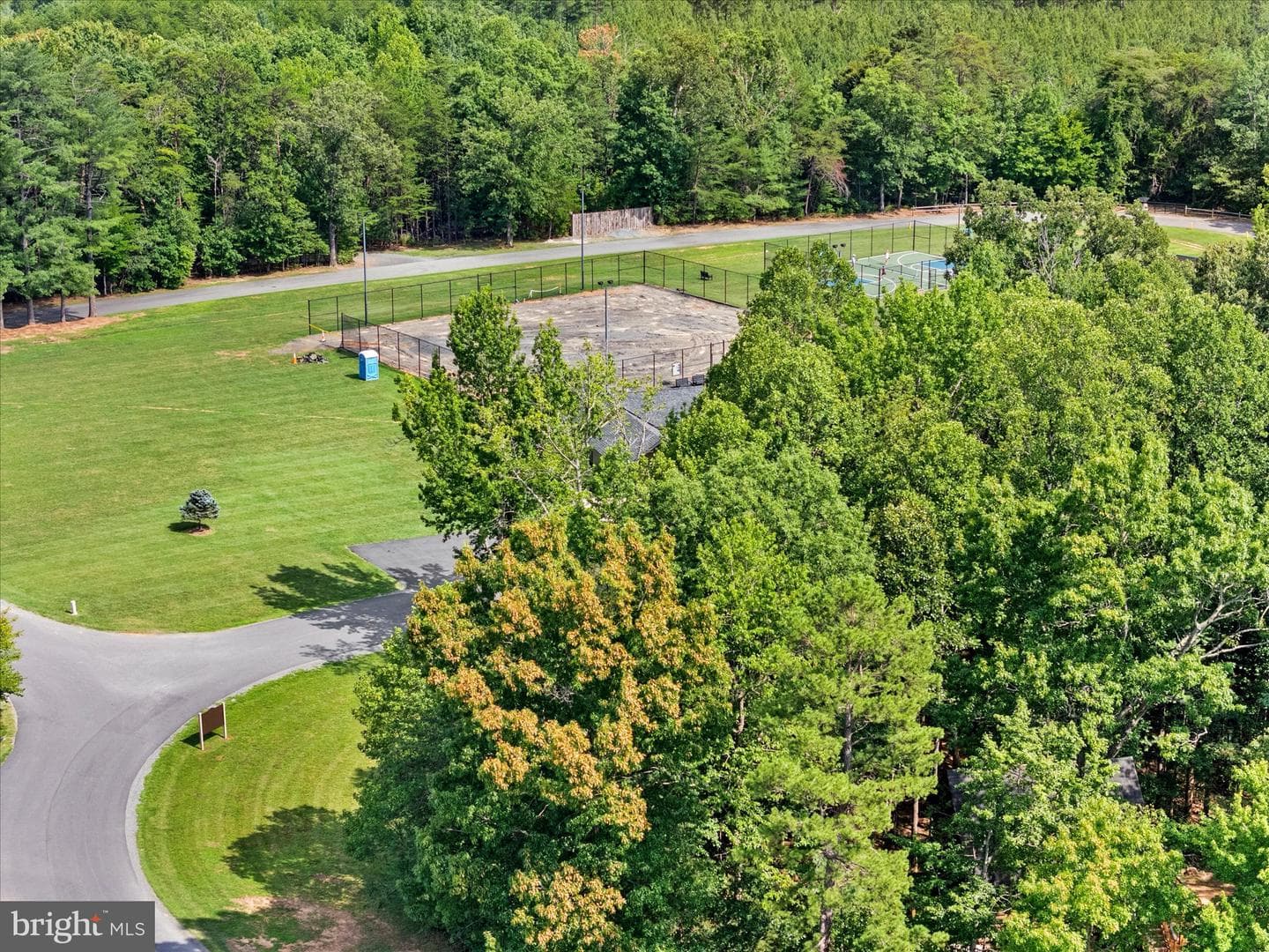 178 Pinehurst Drive photo 64