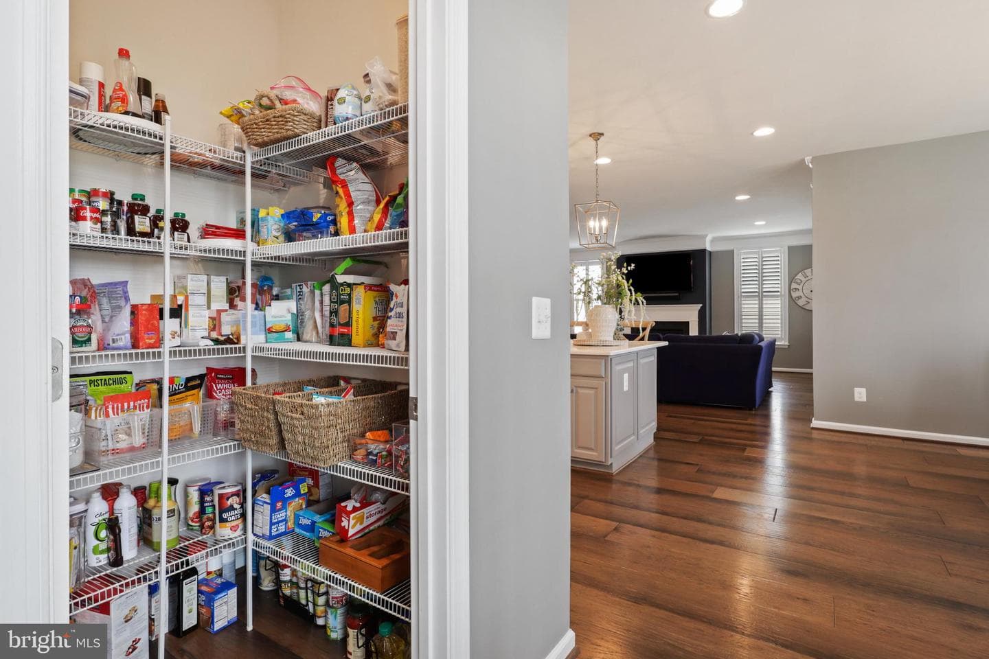 1103 Themis Street SE photo 40