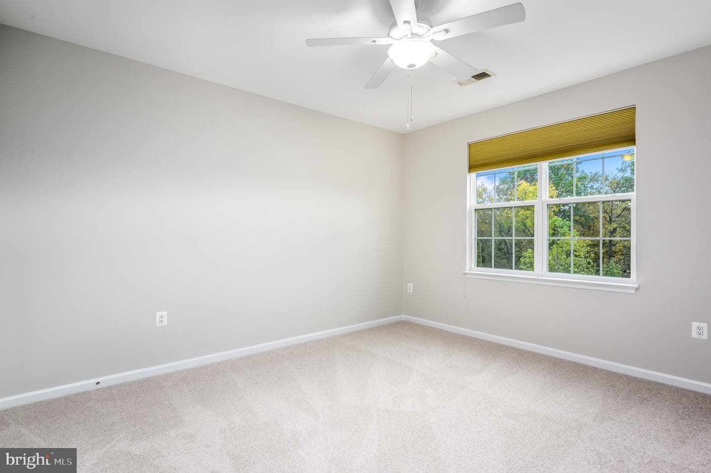 20443 Valley Falls Square photo 36