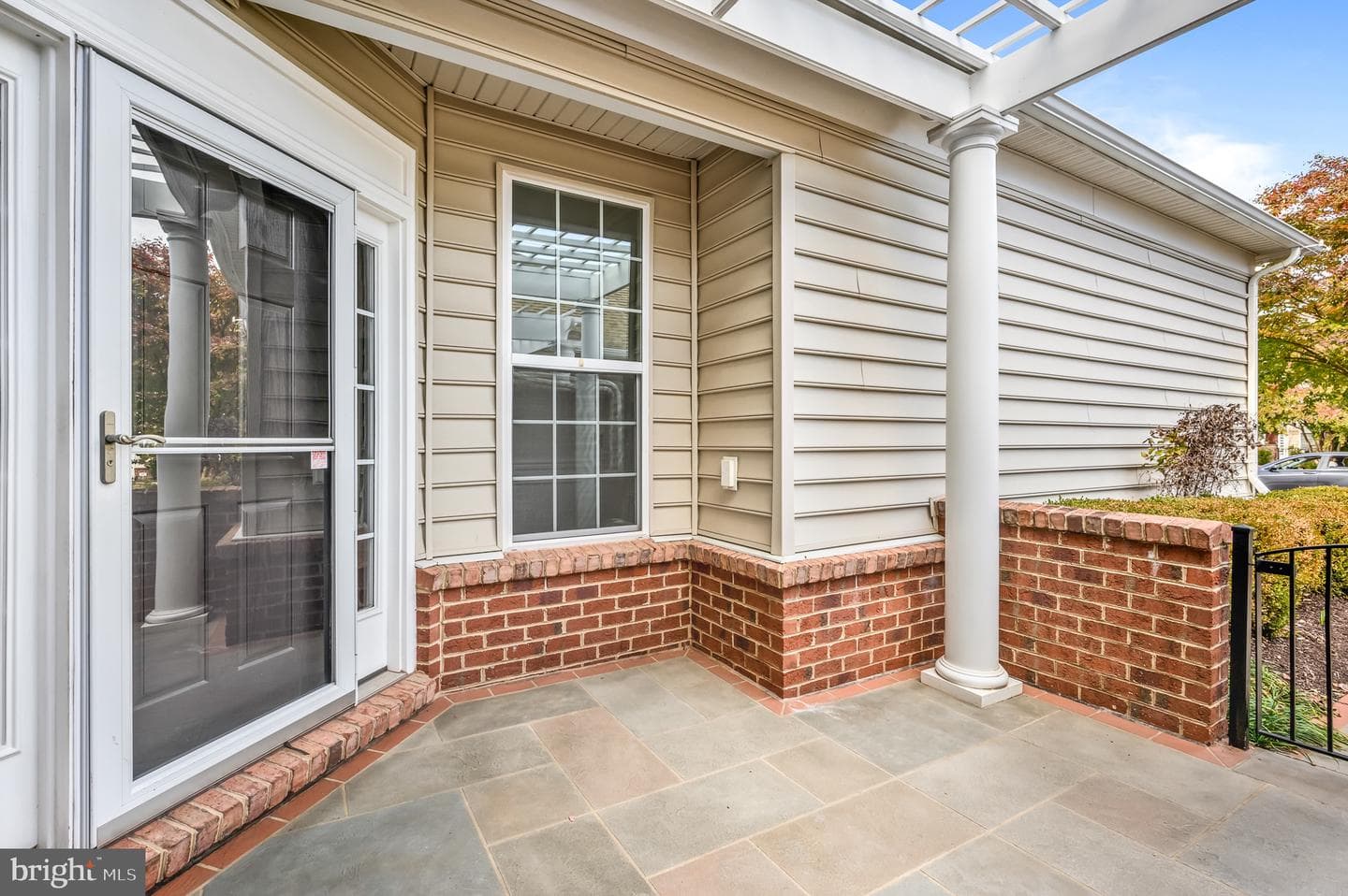 20443 Valley Falls Square photo 6
