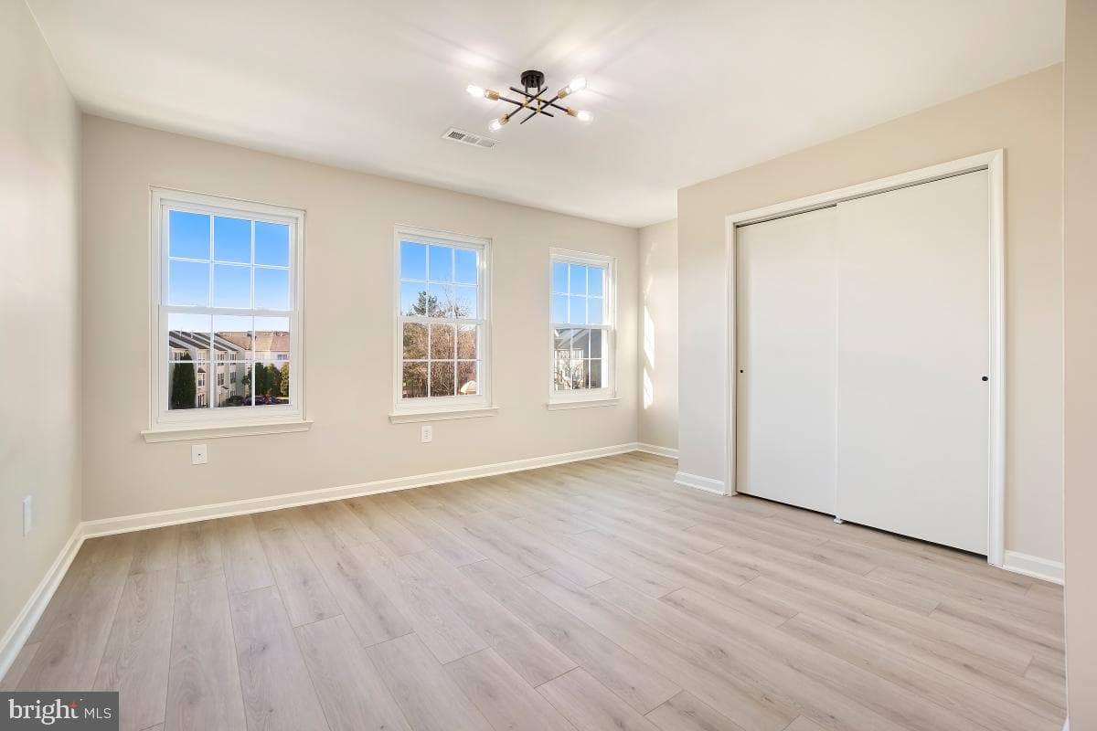 20202 Foothill Terrace photo 27
