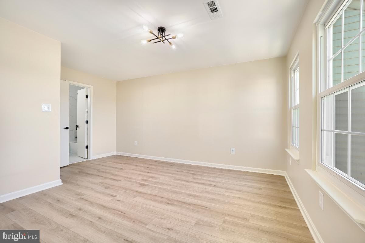 20202 Foothill Terrace photo 28