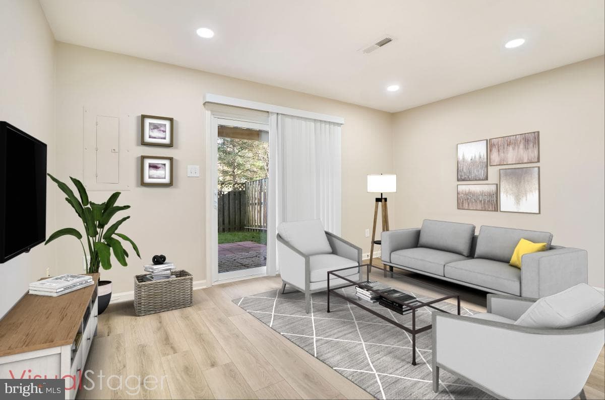 20202 Foothill Terrace photo 31