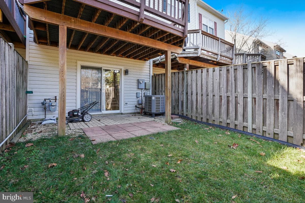20202 Foothill Terrace photo 36