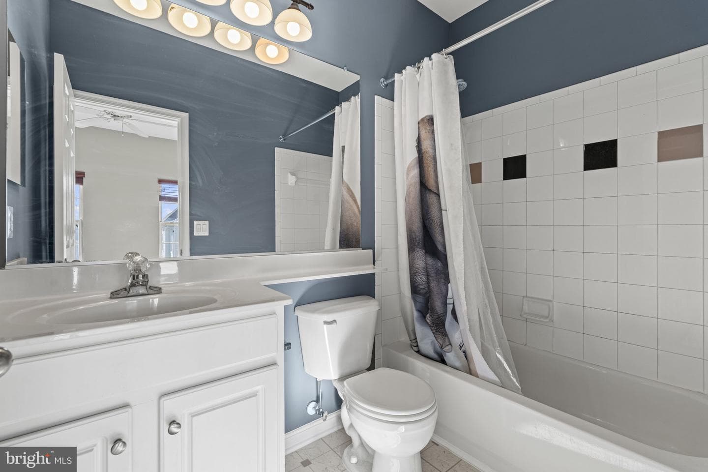 21813 Kelsey Square photo 17