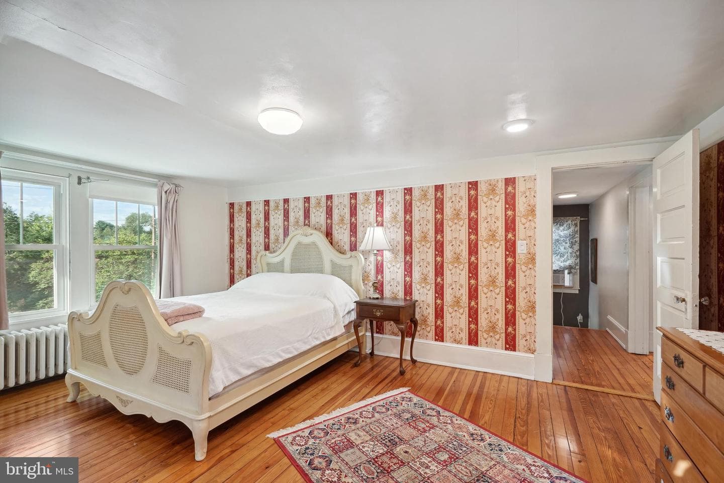604 Martin Avenue photo 18