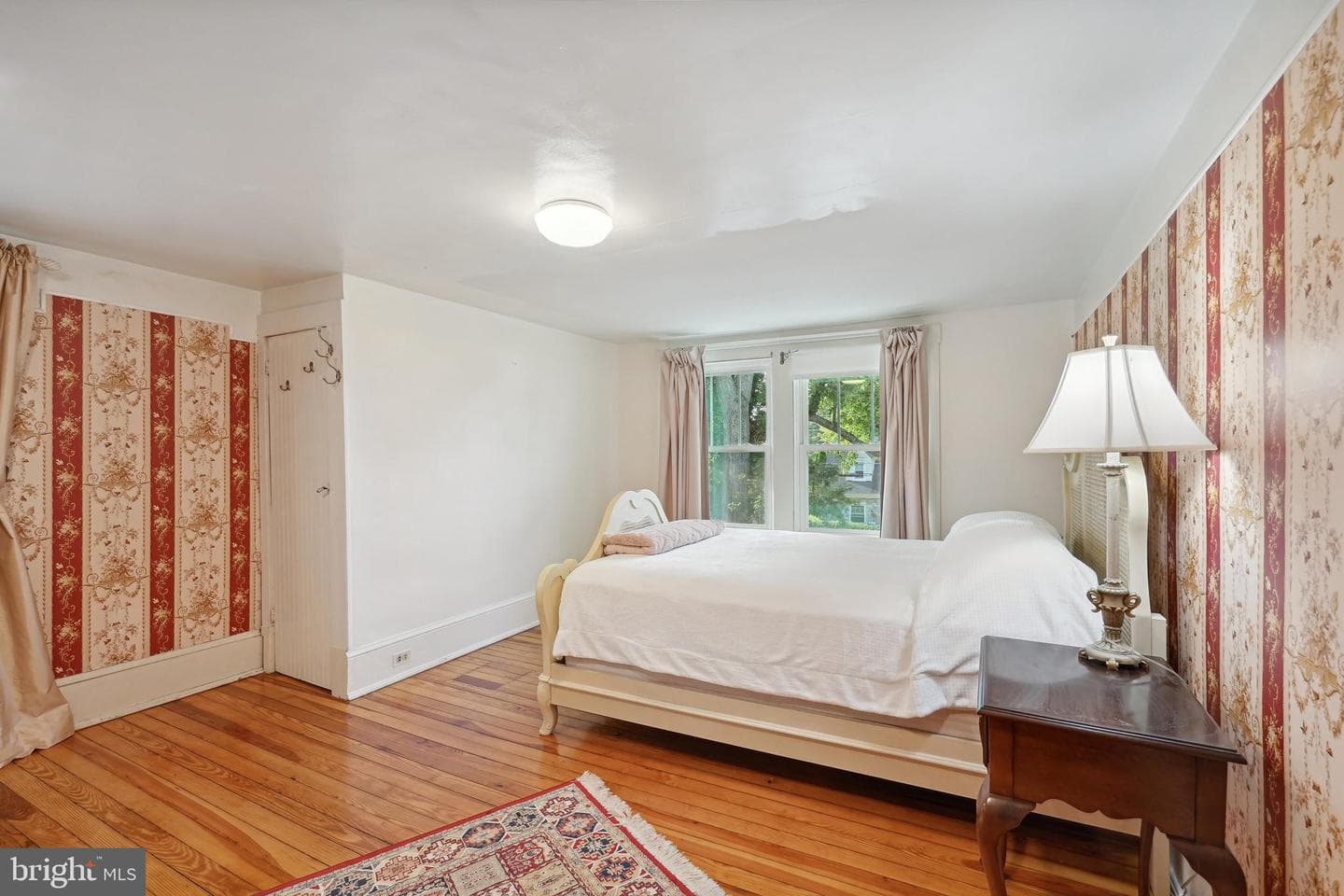 604 Martin Avenue photo 19