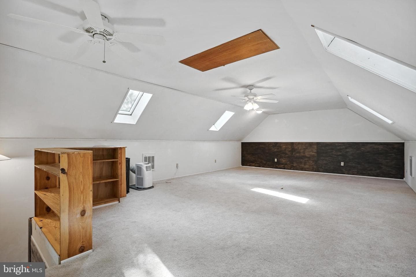 604 Martin Avenue photo 24