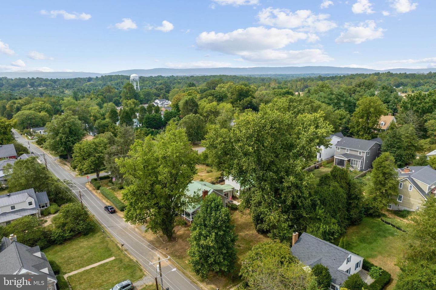 604 Martin Avenue photo 43