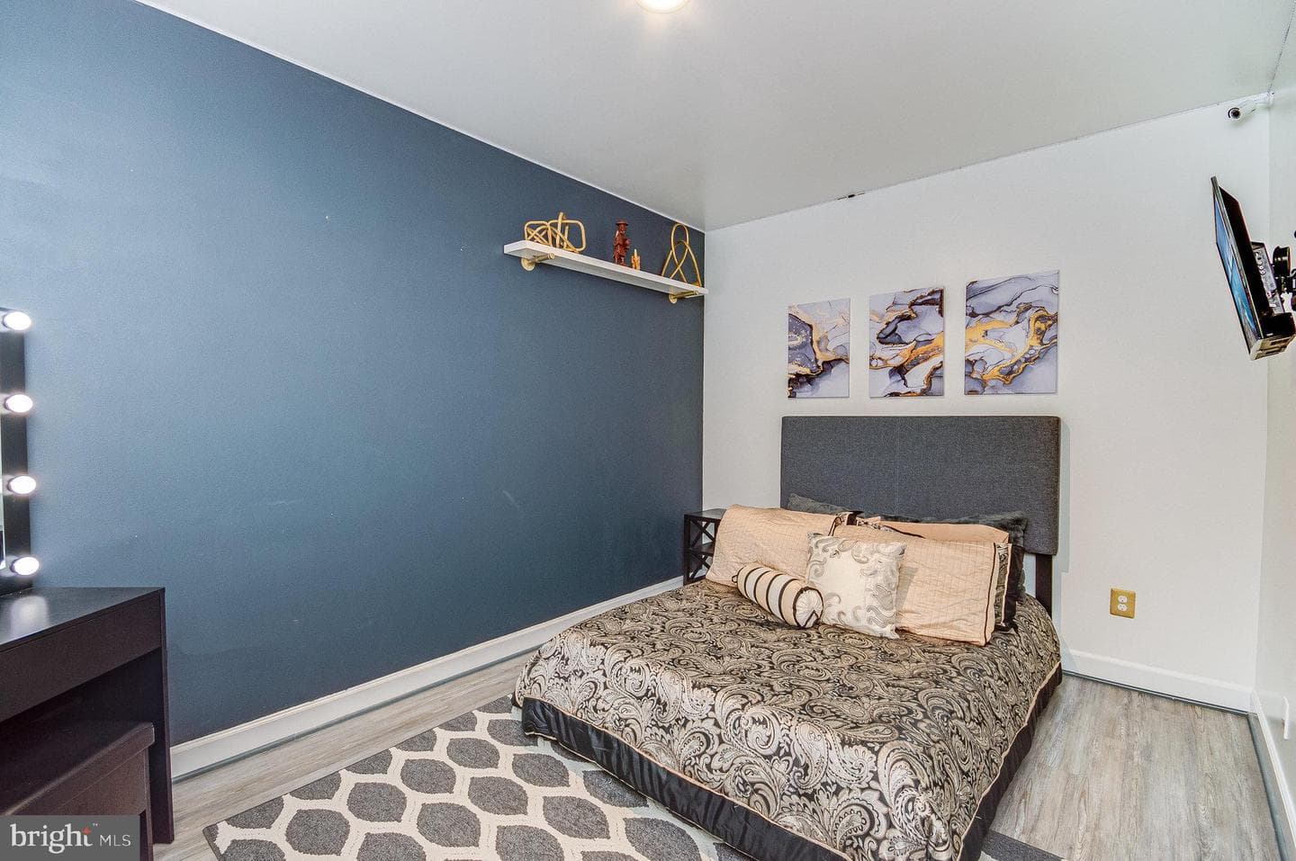 44622 Petersham Drive photo 34
