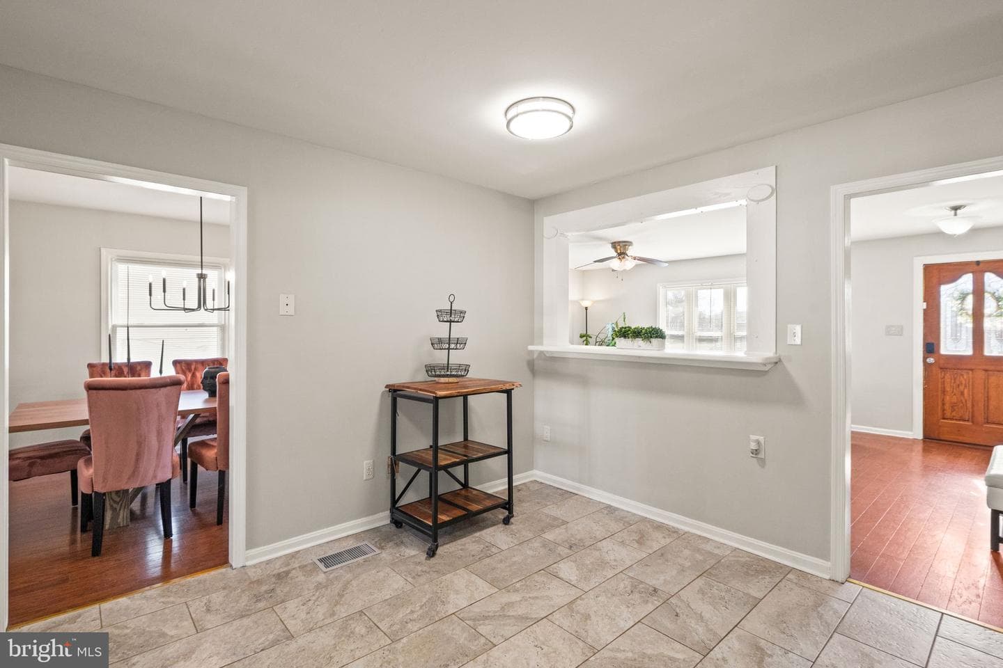 314 W Juniper Avenue photo 13