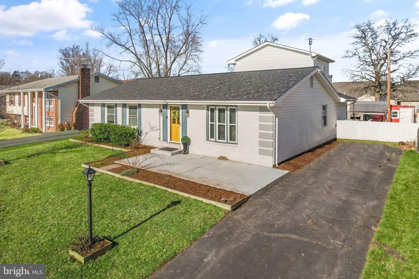 314 W Juniper Avenue photo 2