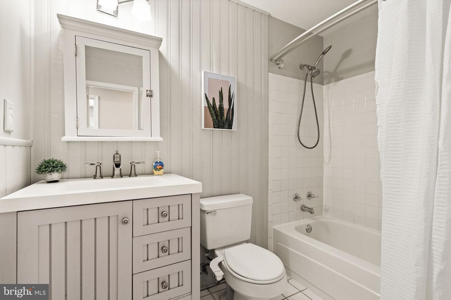 314 W Juniper Avenue photo 24