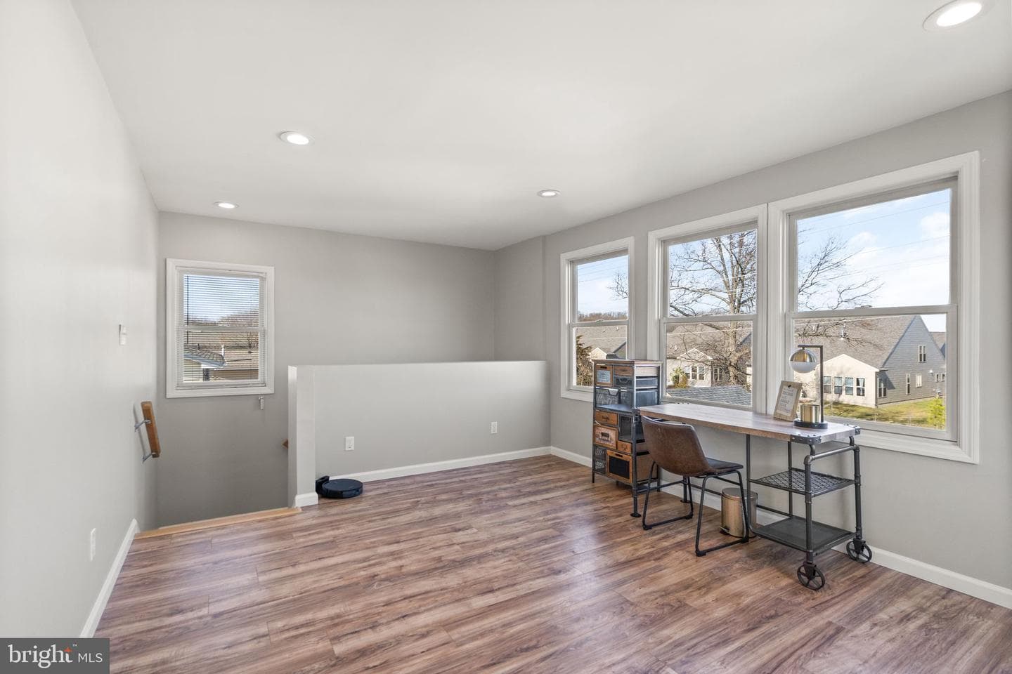 314 W Juniper Avenue photo 29