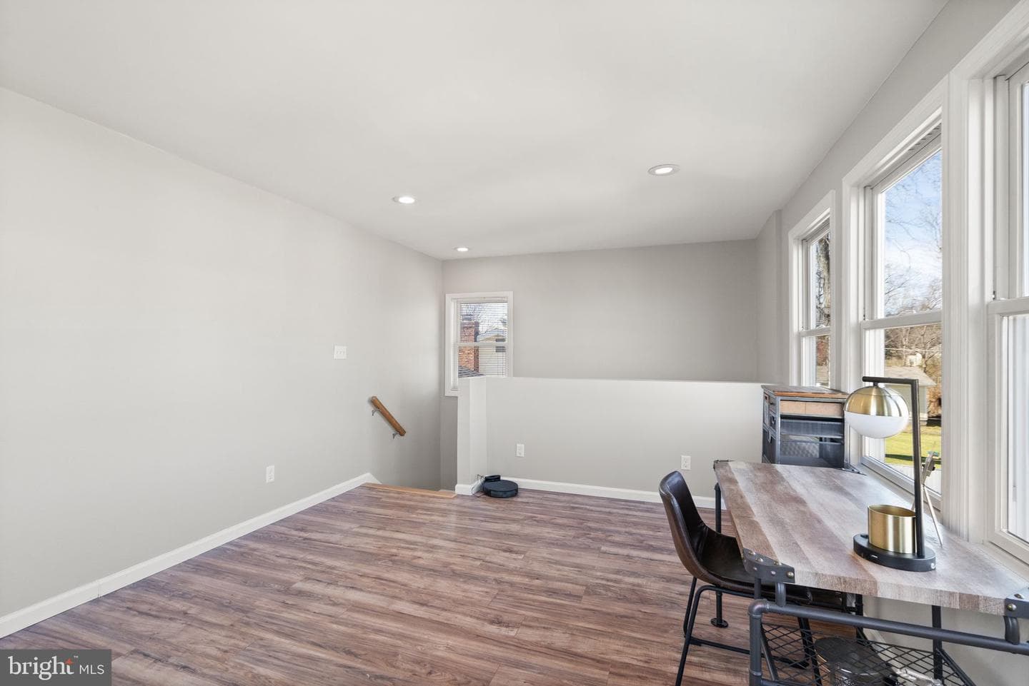 314 W Juniper Avenue photo 30