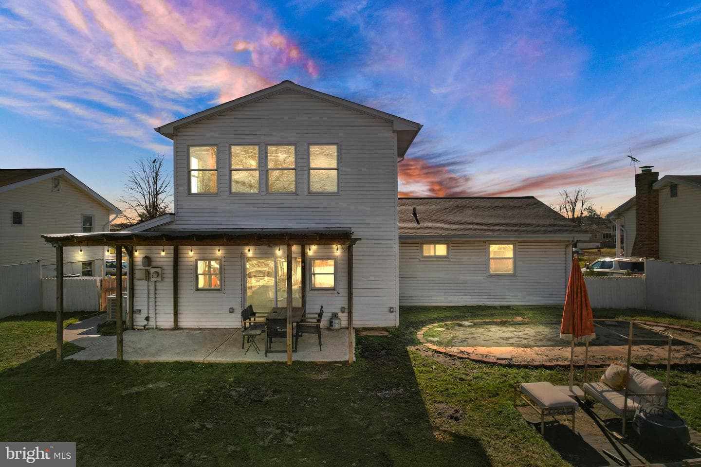 314 W Juniper Avenue photo 33