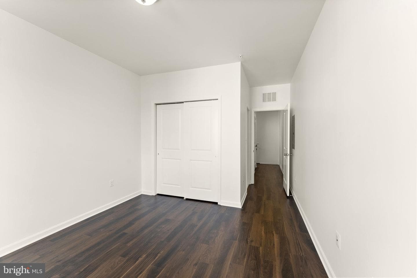 23297 Southdown Manor Terrace #116 photo 32
