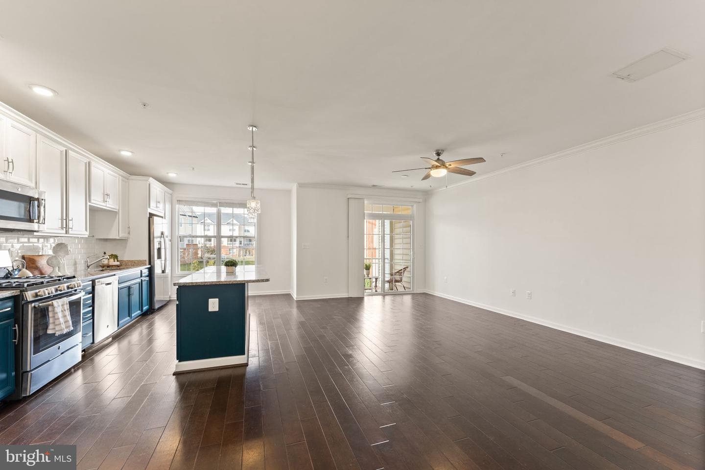 23297 Southdown Manor Terrace #116 photo 7