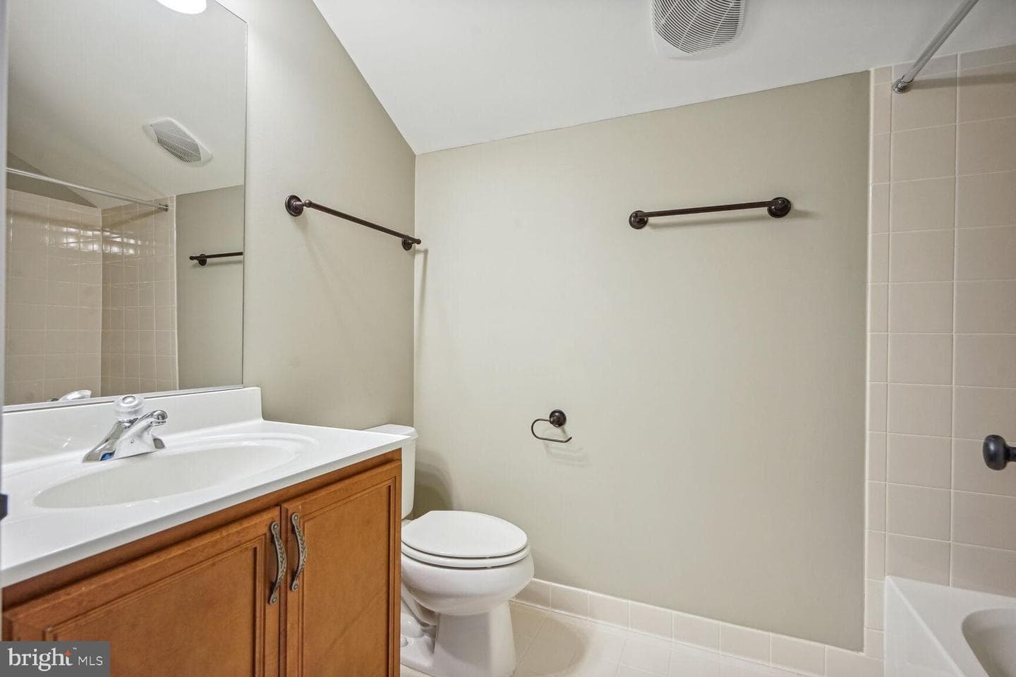 25277 Riding Center Drive photo 17