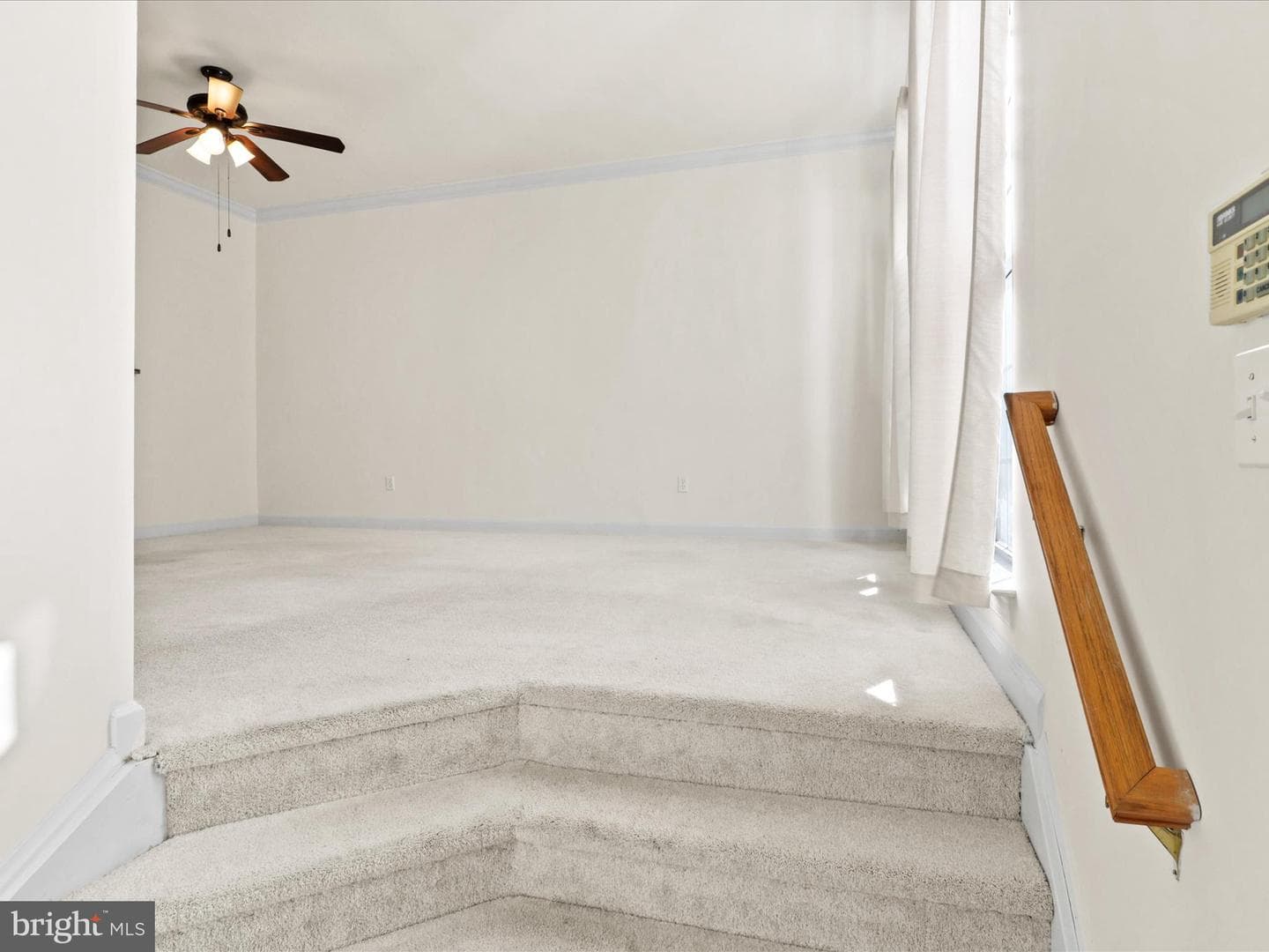 20555 Warburton Bay Square photo 5